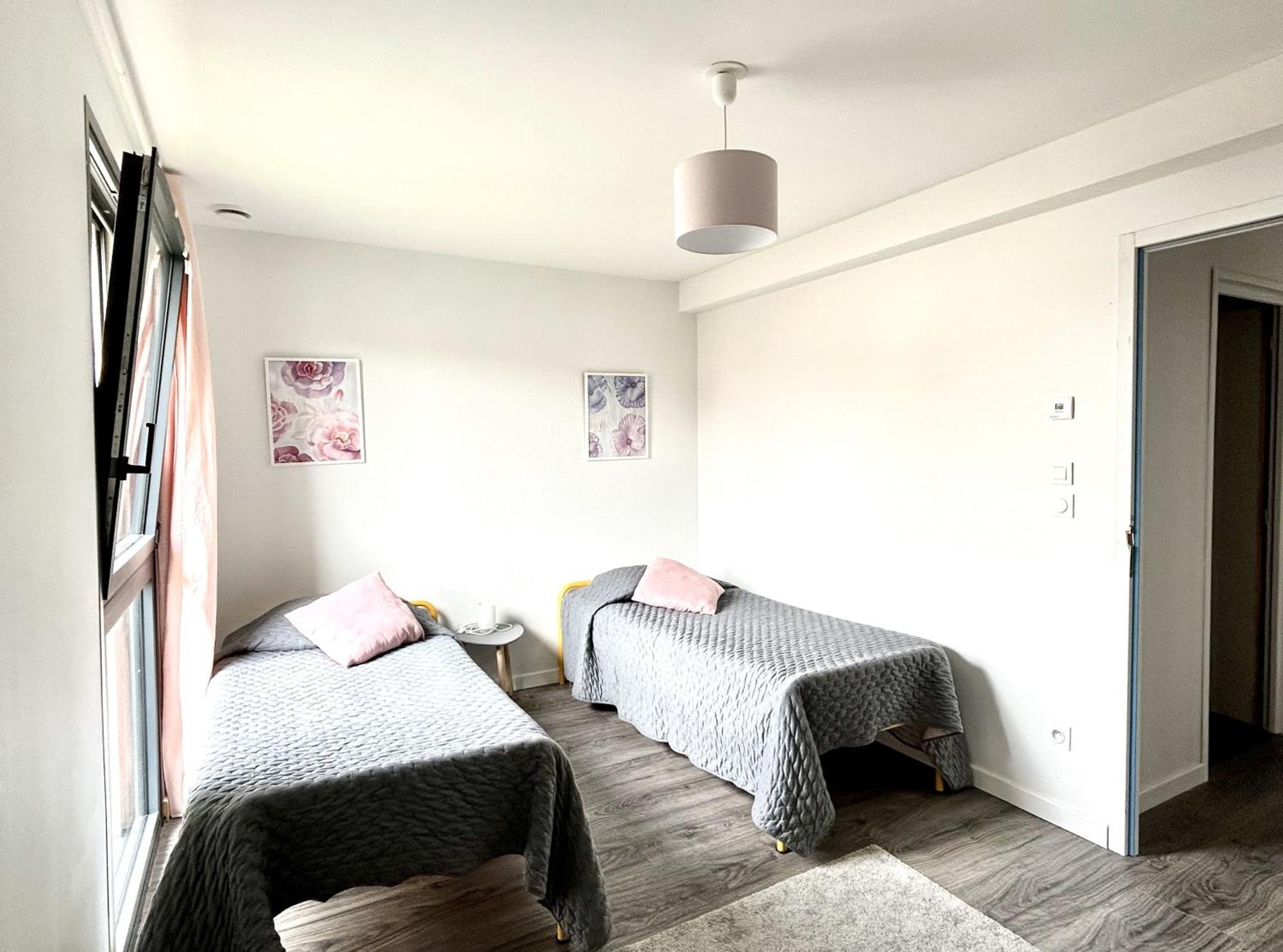Du Vignoble A L'Atlantique - Residence Montifault Gites Du 2 Au 3 Pieces Le Pallet Екстериор снимка